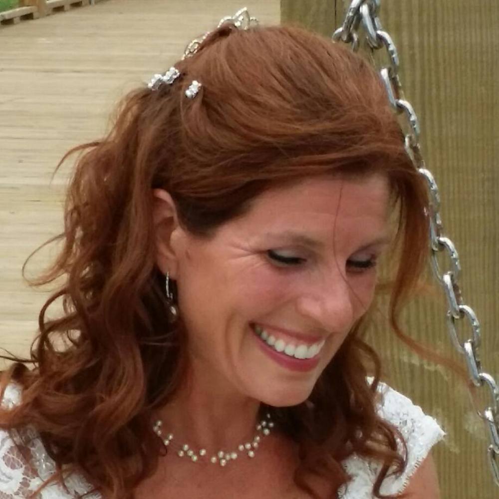 Meet your Posher, Mellony